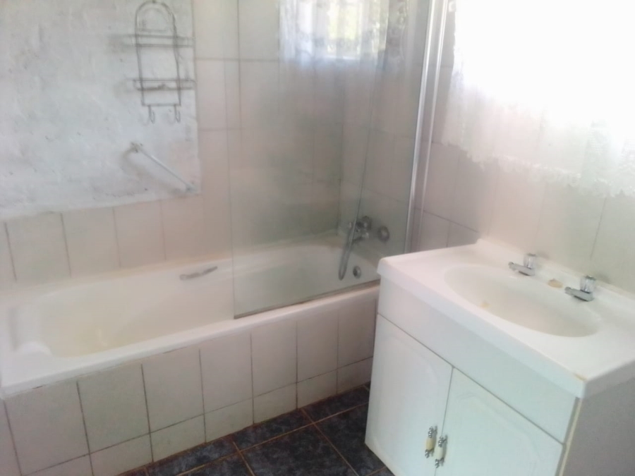 To Let 2 Bedroom Property for Rent in Witfontein Gauteng