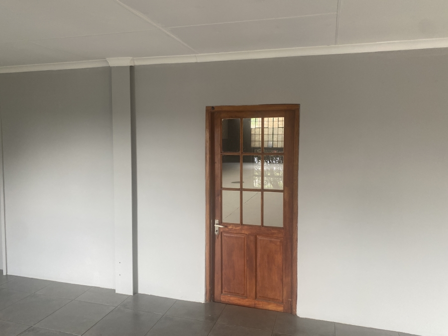 To Let commercial Property for Rent in Halfway House Gauteng