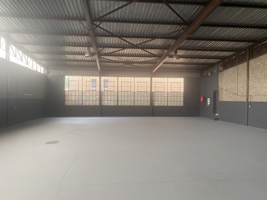 To Let commercial Property for Rent in Halfway House Gauteng