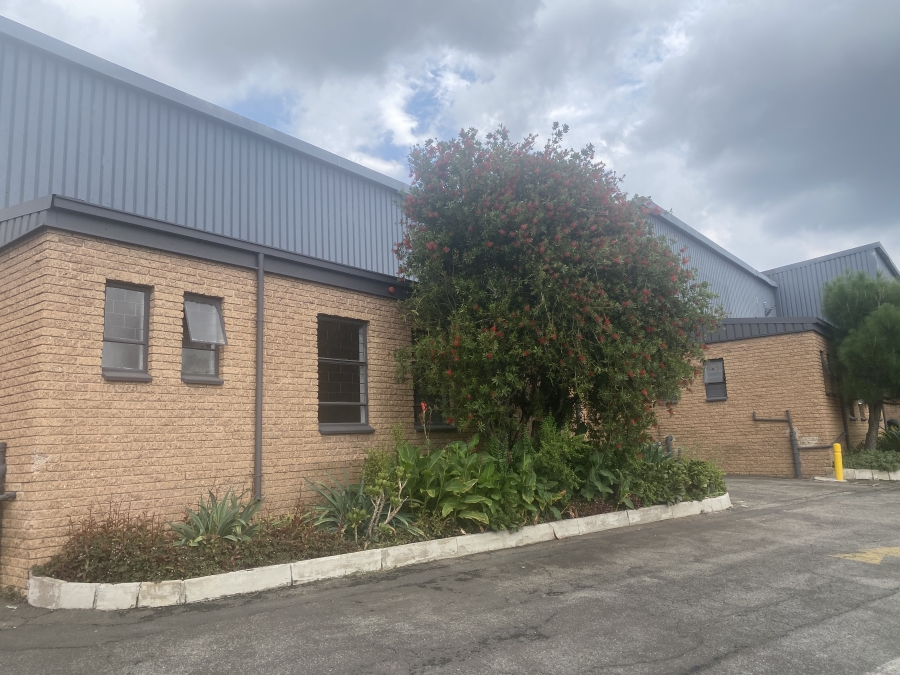 To Let commercial Property for Rent in Halfway House Gauteng