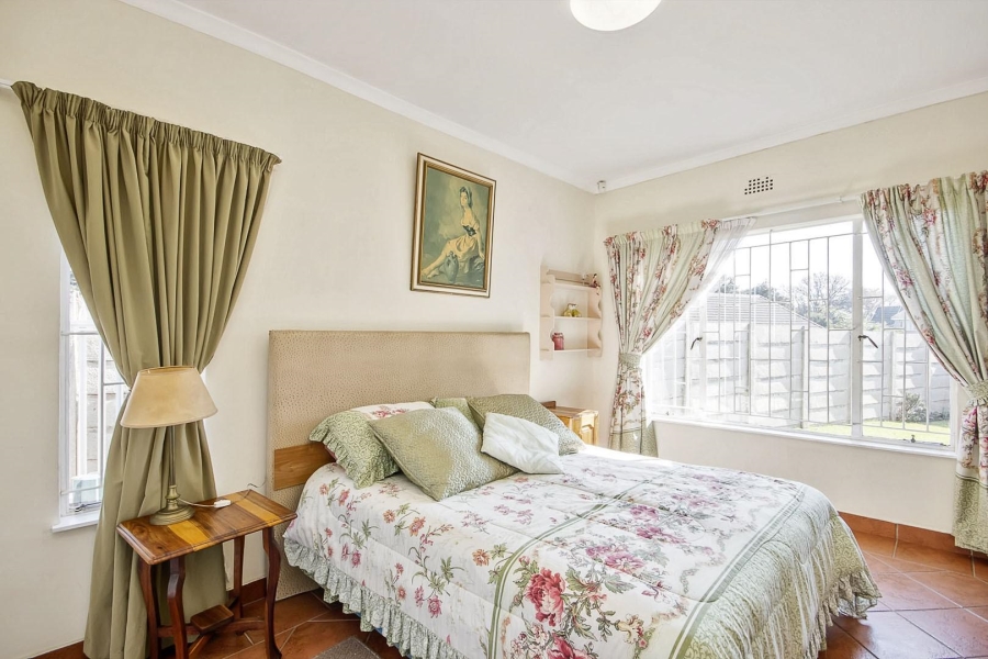 To Let 2 Bedroom Property for Rent in Linden Gauteng