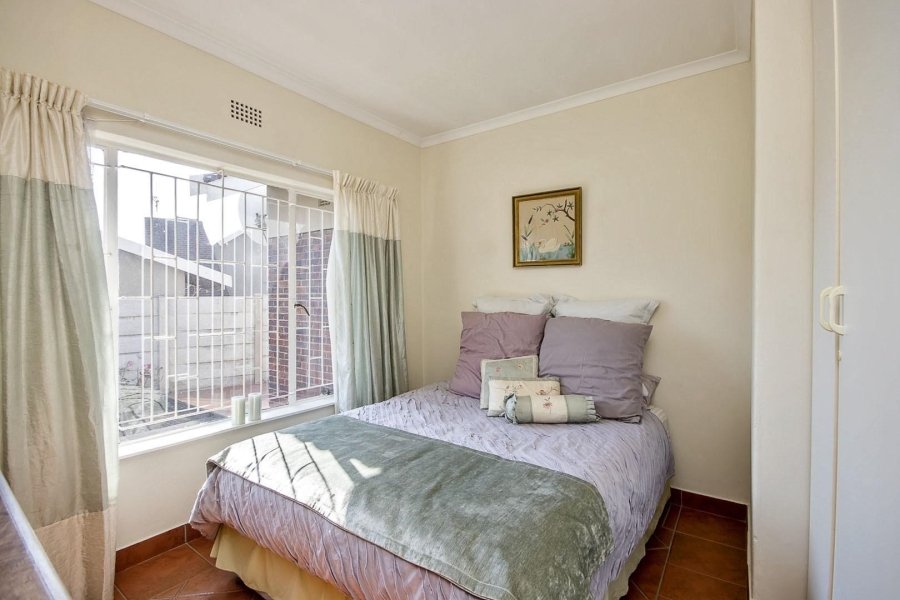 To Let 2 Bedroom Property for Rent in Linden Gauteng