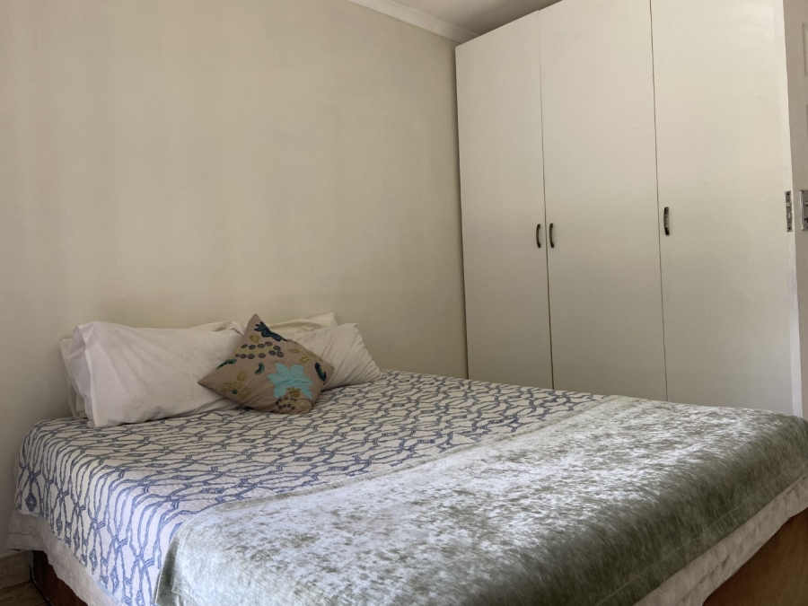 To Let 4 Bedroom Property for Rent in Linden Gauteng