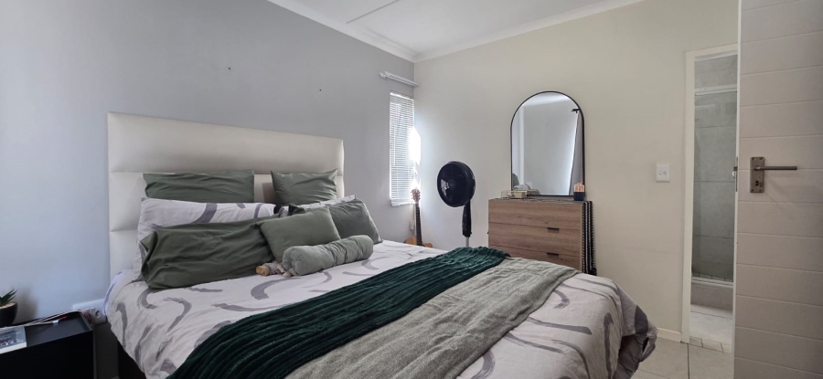 1 Bedroom Property for Sale in Linbro Park Gauteng