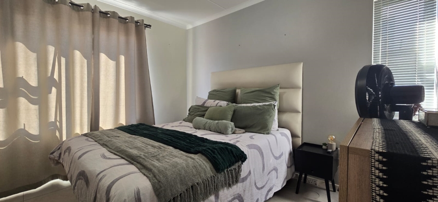 1 Bedroom Property for Sale in Linbro Park Gauteng