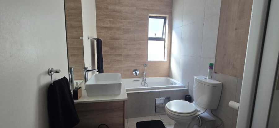 1 Bedroom Property for Sale in Linbro Park Gauteng
