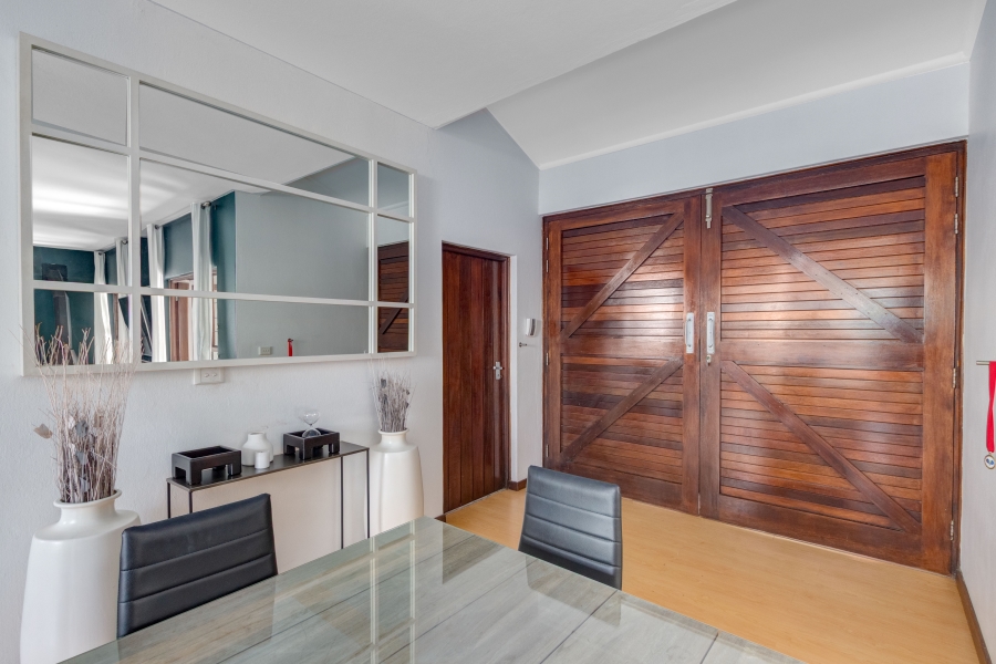 3 Bedroom Property for Sale in Broadacres Gauteng