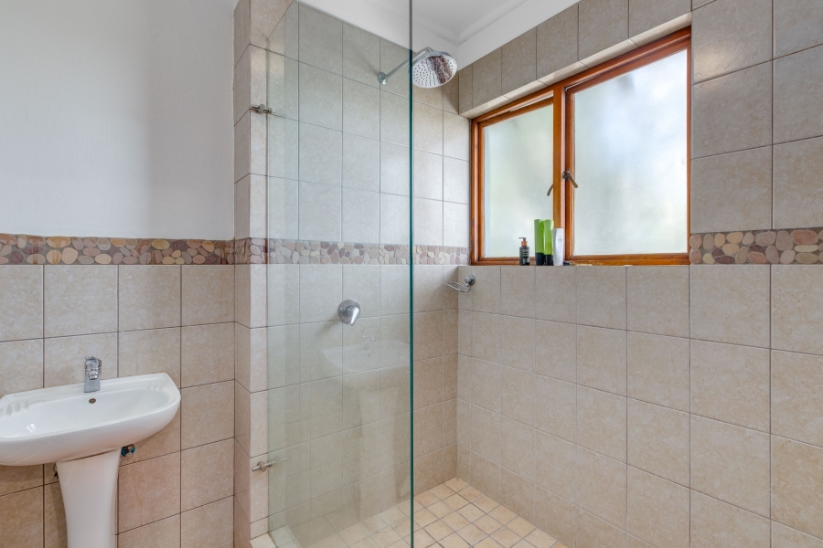 3 Bedroom Property for Sale in Broadacres Gauteng