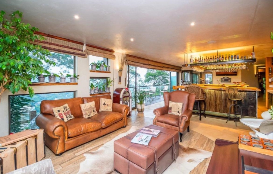 10 Bedroom Property for Sale in Glenvista Gauteng