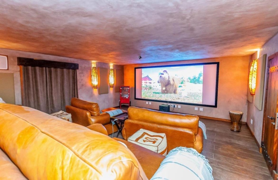 10 Bedroom Property for Sale in Glenvista Gauteng