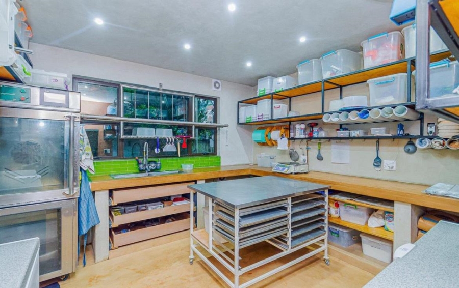 10 Bedroom Property for Sale in Glenvista Gauteng
