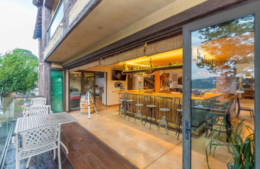 10 Bedroom Property for Sale in Glenvista Gauteng