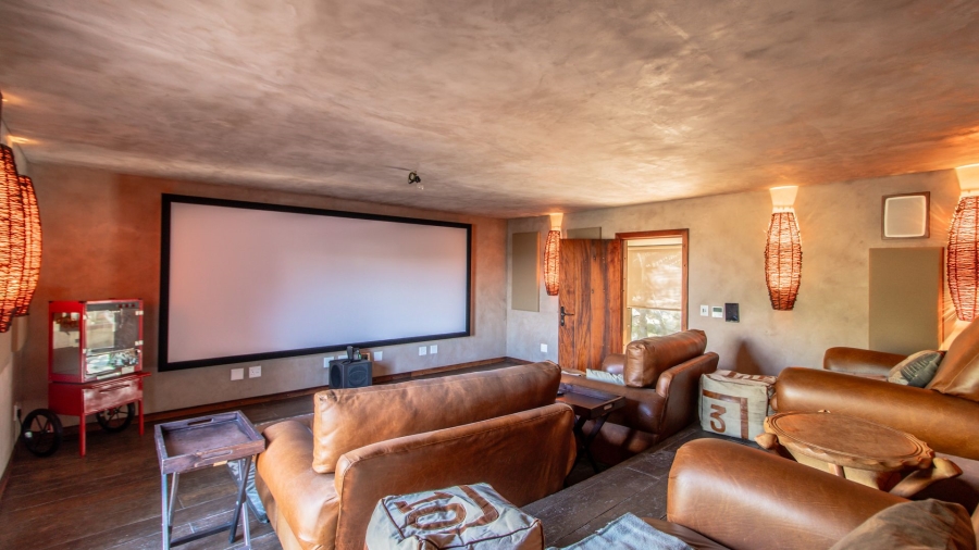 10 Bedroom Property for Sale in Glenvista Gauteng
