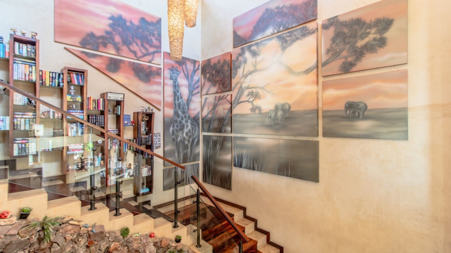 10 Bedroom Property for Sale in Glenvista Gauteng