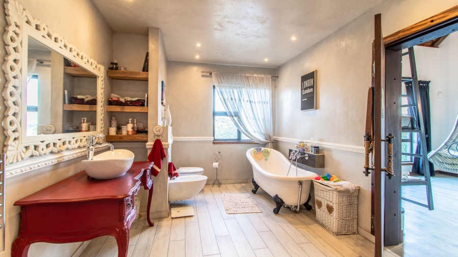 10 Bedroom Property for Sale in Glenvista Gauteng