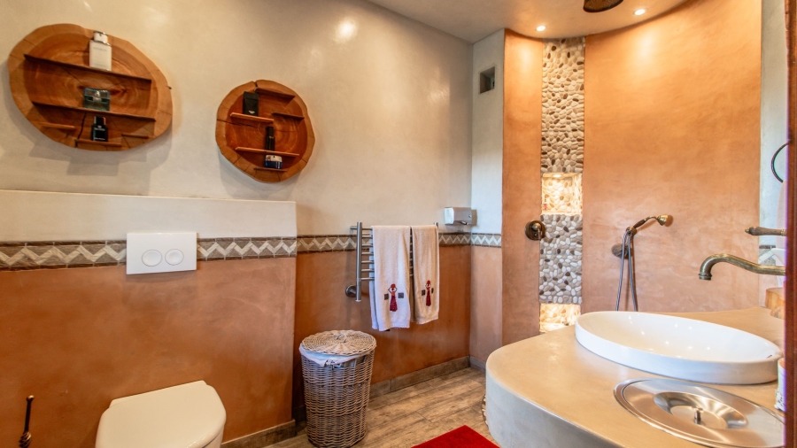 10 Bedroom Property for Sale in Glenvista Gauteng