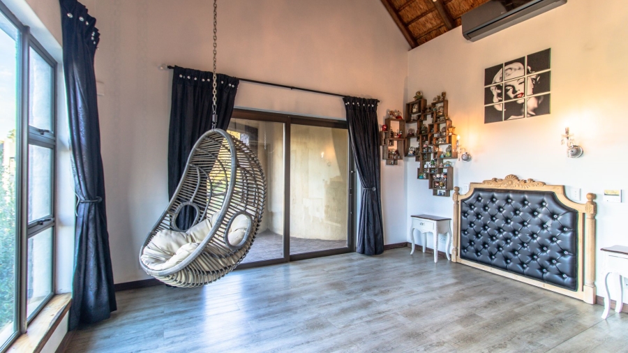 10 Bedroom Property for Sale in Glenvista Gauteng