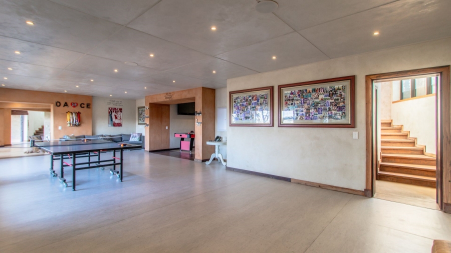 10 Bedroom Property for Sale in Glenvista Gauteng