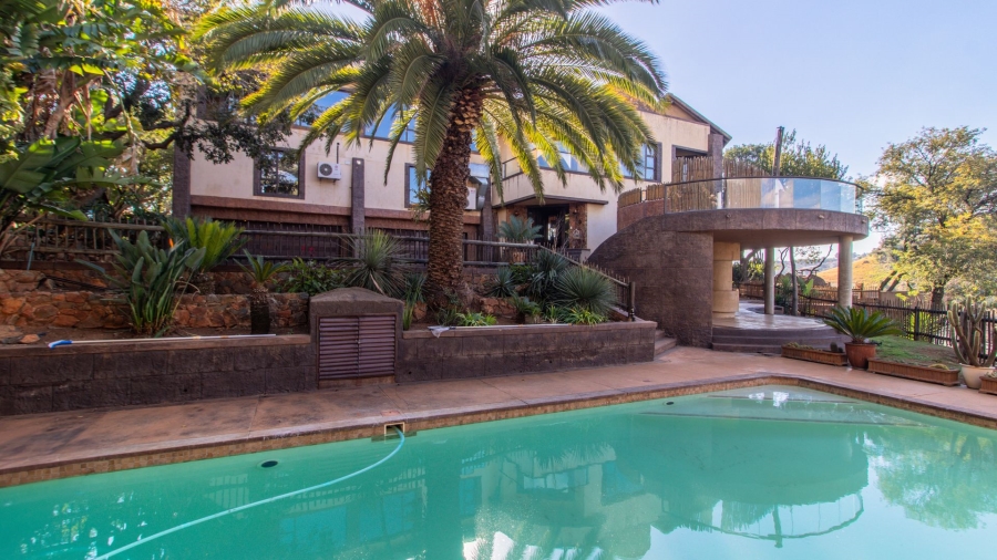 10 Bedroom Property for Sale in Glenvista Gauteng