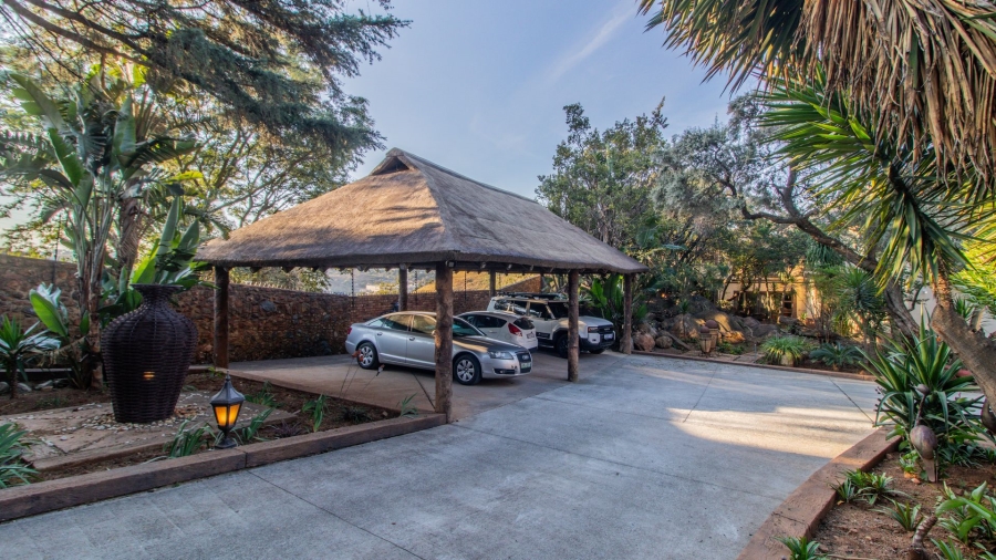 10 Bedroom Property for Sale in Glenvista Gauteng