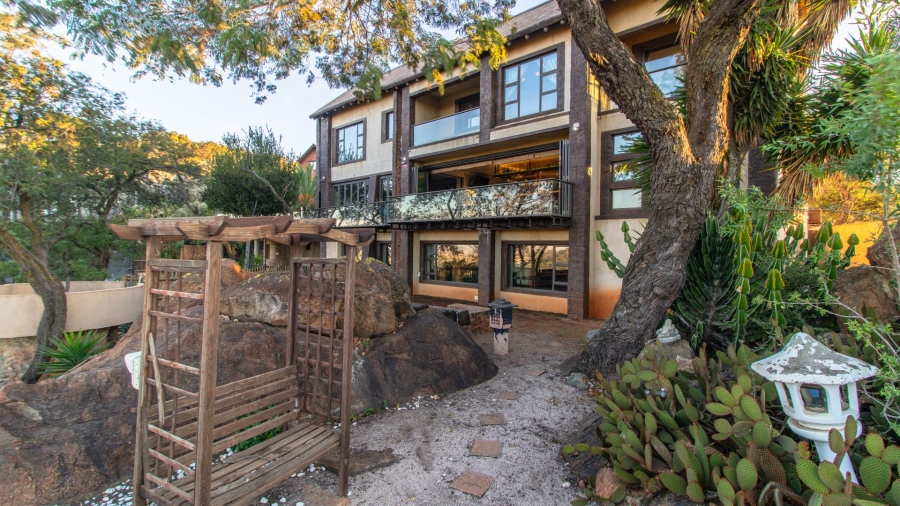 10 Bedroom Property for Sale in Glenvista Gauteng