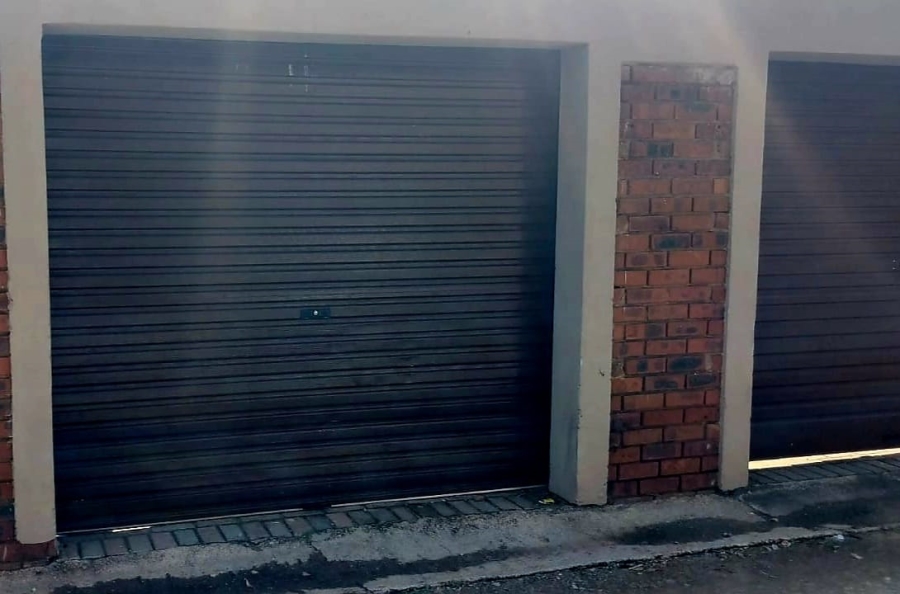 2 Bedroom Property for Sale in Windsor West Gauteng