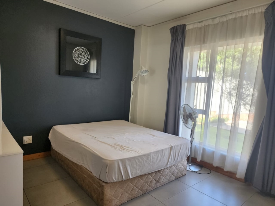 To Let 2 Bedroom Property for Rent in Bryanston Gauteng