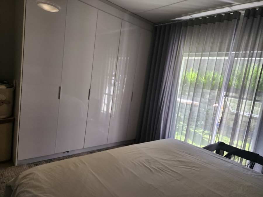 To Let 2 Bedroom Property for Rent in Bryanston Gauteng