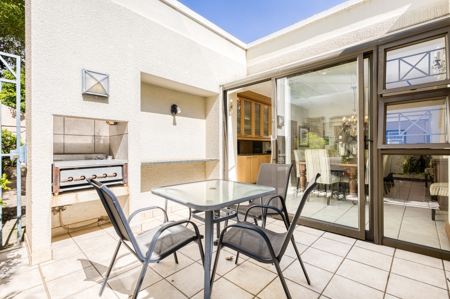 3 Bedroom Property for Sale in Orchards Gauteng