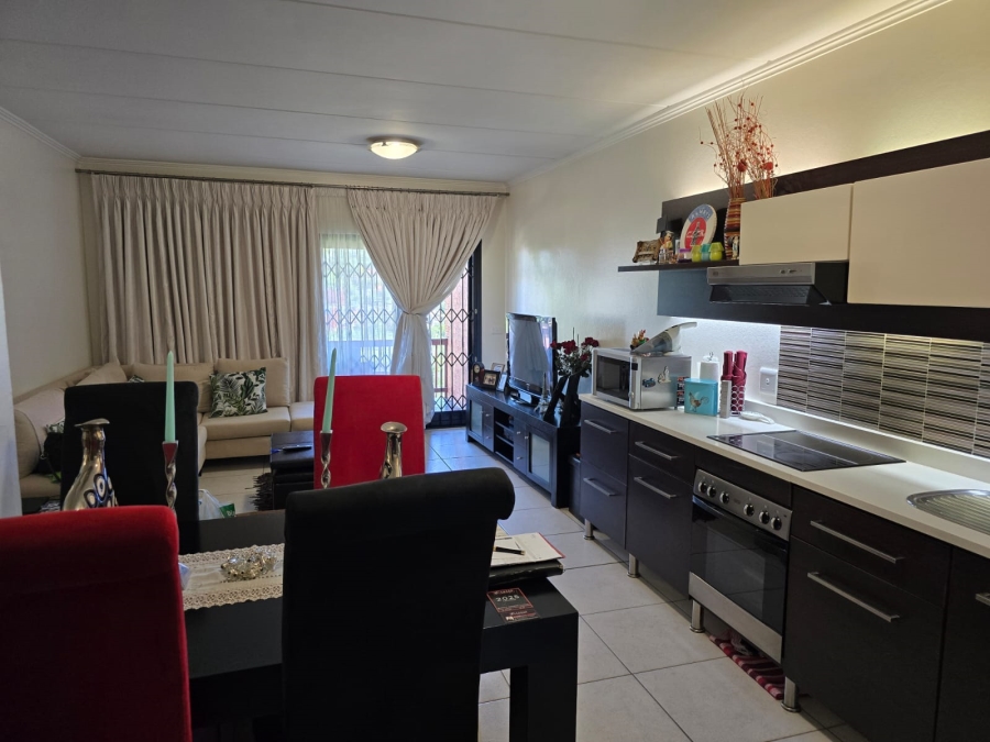 2 Bedroom Property for Sale in Glenvista Gauteng