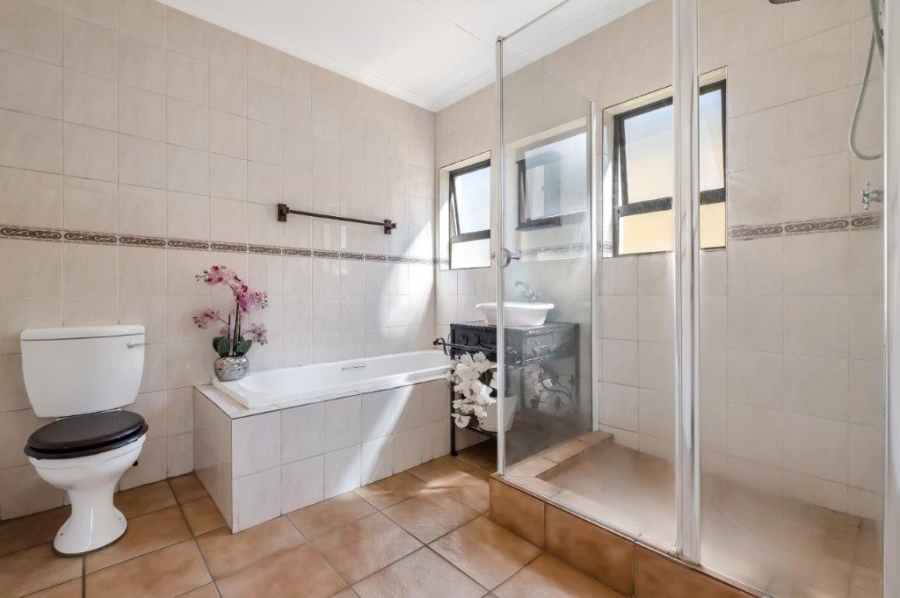 3 Bedroom Property for Sale in Kensington B Gauteng