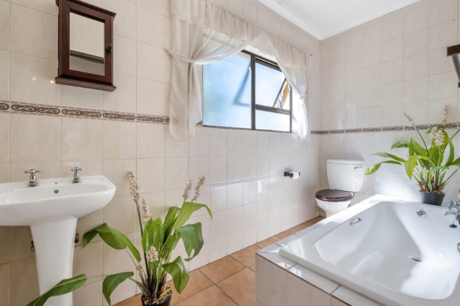 3 Bedroom Property for Sale in Kensington B Gauteng