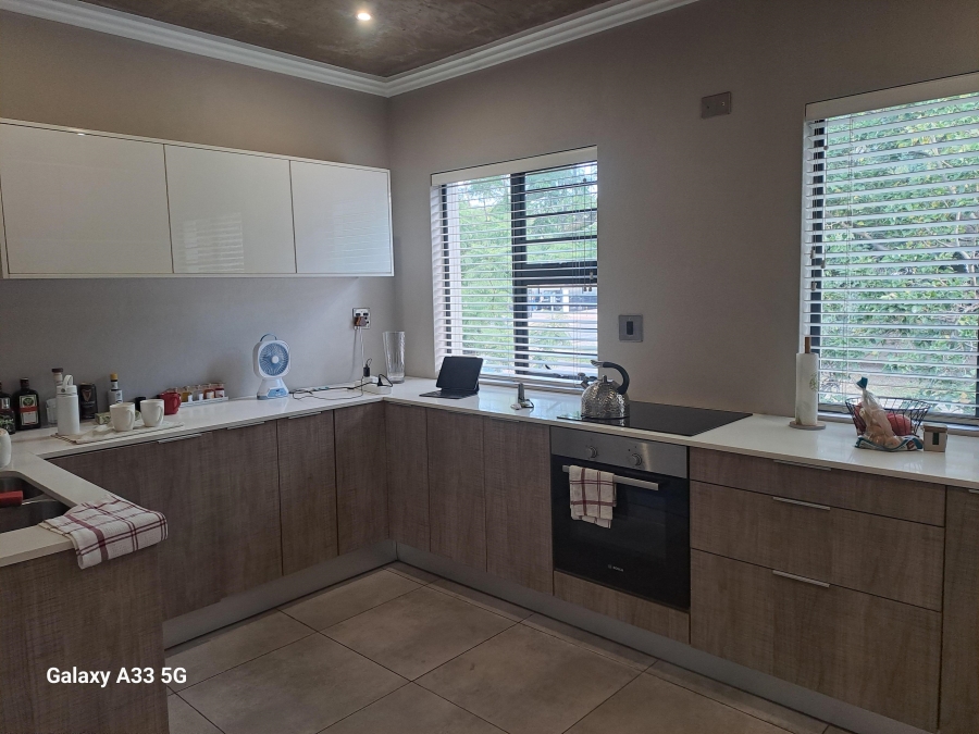 1 Bedroom Property for Sale in Menlo Park Gauteng