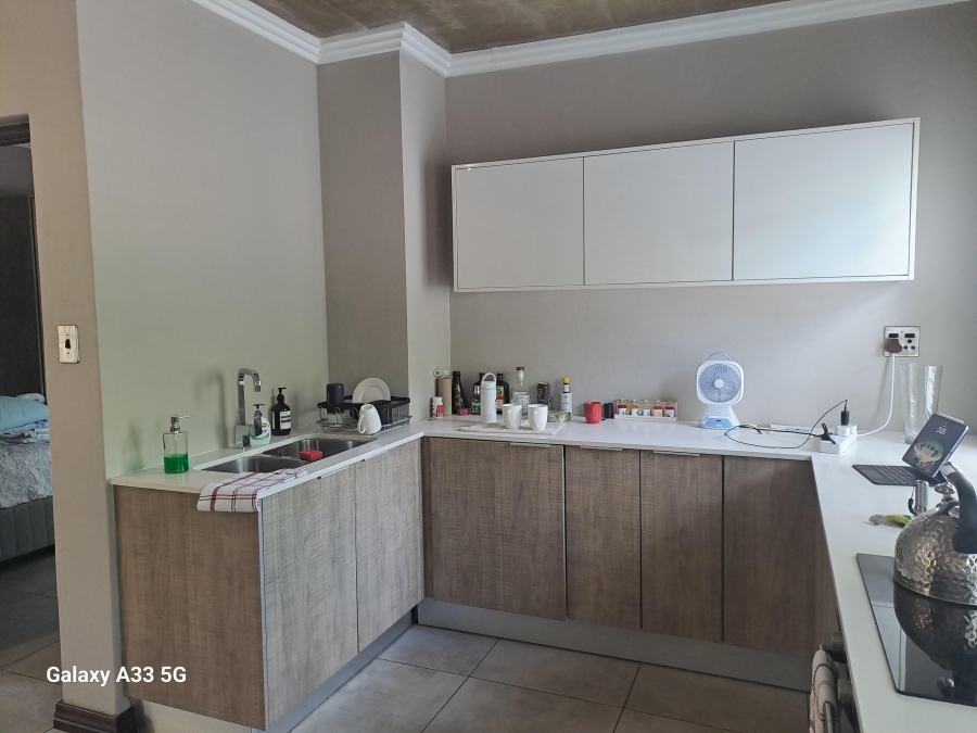 1 Bedroom Property for Sale in Menlo Park Gauteng