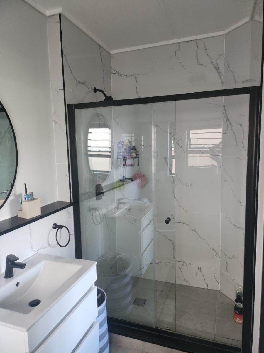 To Let 3 Bedroom Property for Rent in Waterfall Gauteng