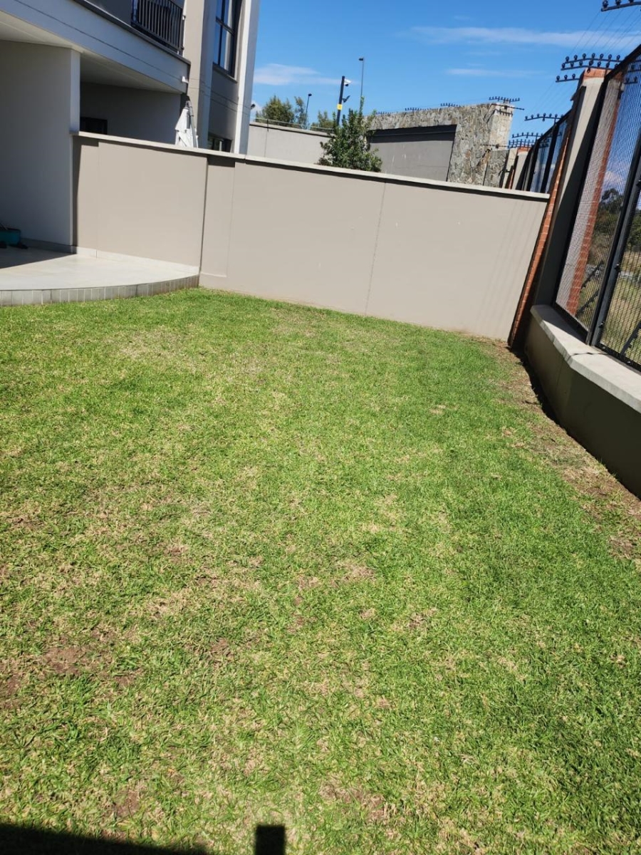 To Let 3 Bedroom Property for Rent in Waterfall Gauteng