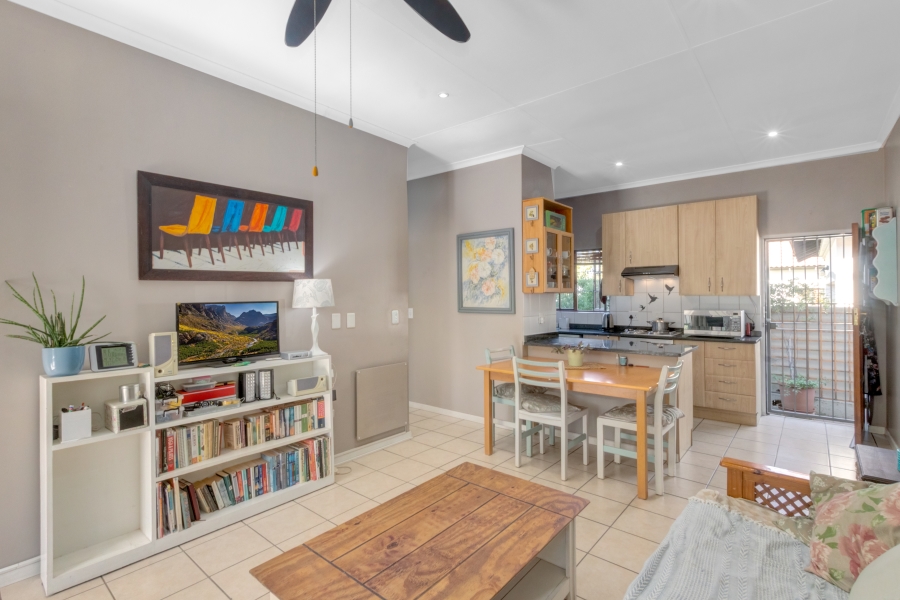2 Bedroom Property for Sale in Broadacres Gauteng
