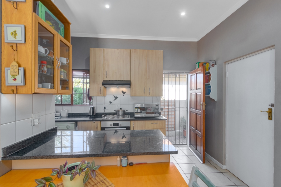 2 Bedroom Property for Sale in Broadacres Gauteng