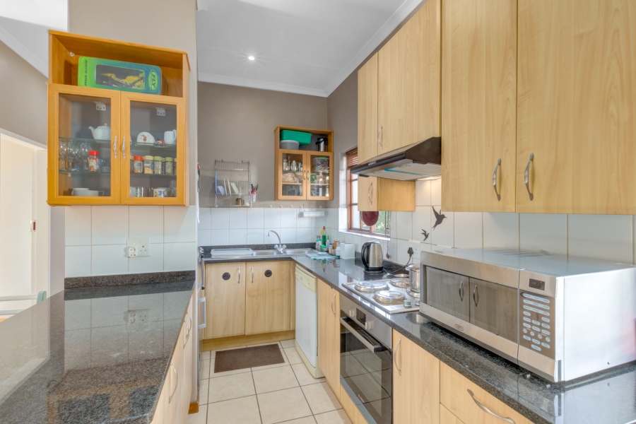2 Bedroom Property for Sale in Broadacres Gauteng