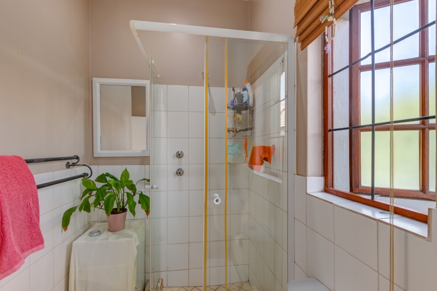 2 Bedroom Property for Sale in Broadacres Gauteng