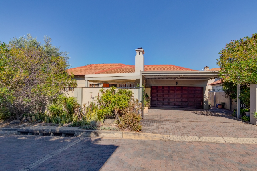 2 Bedroom Property for Sale in Broadacres Gauteng