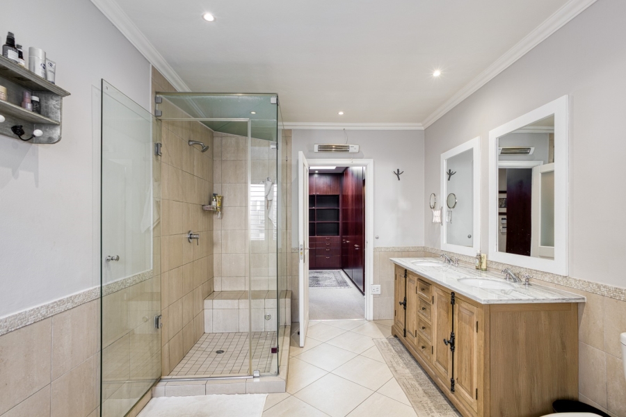 4 Bedroom Property for Sale in Oaklands Gauteng