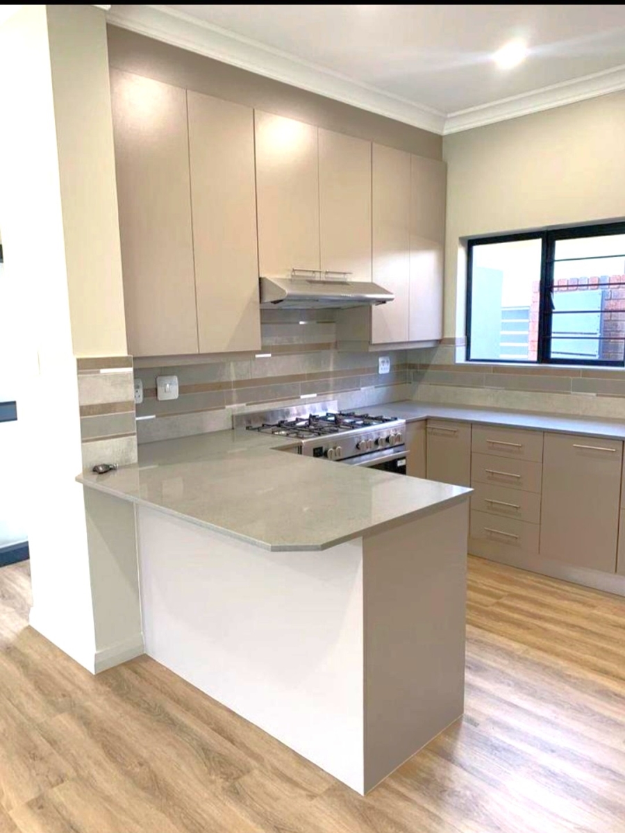 2 Bedroom Property for Sale in Waterkloof Marina Retirement Estate Gauteng