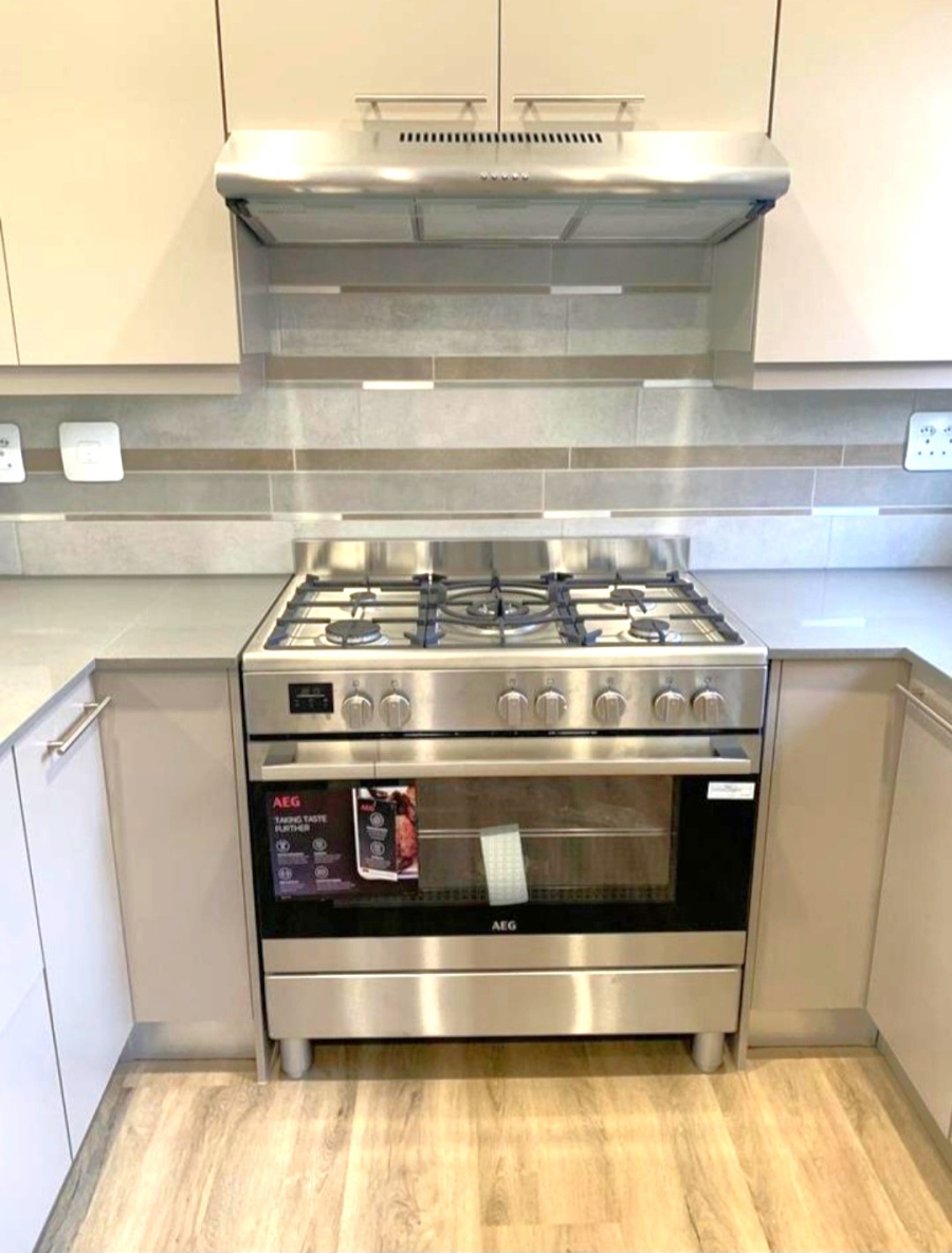 2 Bedroom Property for Sale in Waterkloof Marina Retirement Estate Gauteng