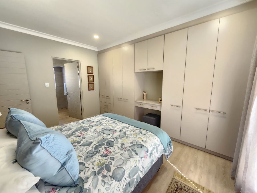 2 Bedroom Property for Sale in Waterkloof Marina Retirement Estate Gauteng