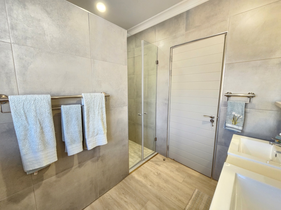 2 Bedroom Property for Sale in Waterkloof Marina Retirement Estate Gauteng