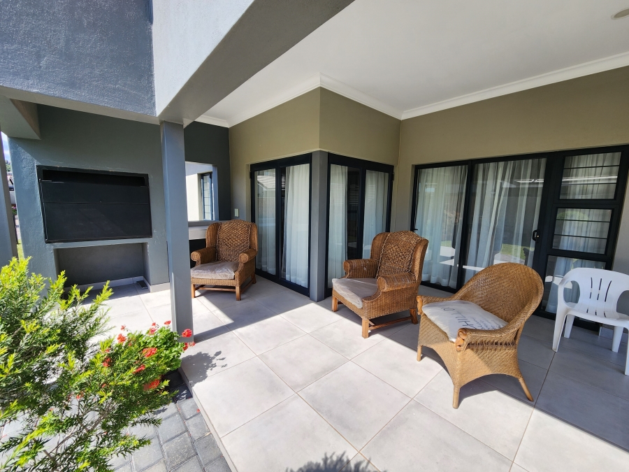 2 Bedroom Property for Sale in Waterkloof Marina Retirement Estate Gauteng
