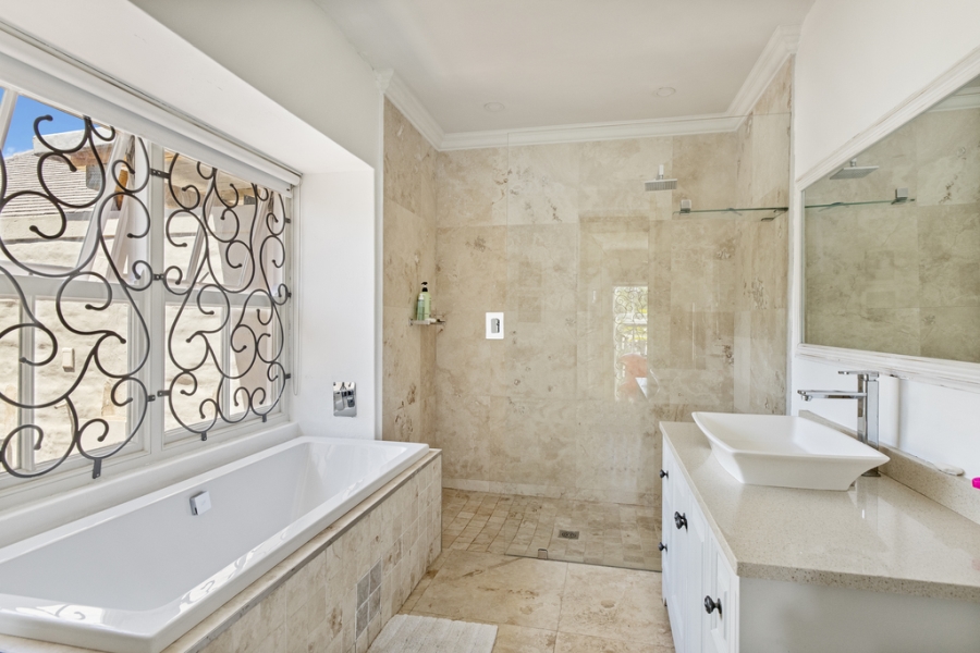 To Let 5 Bedroom Property for Rent in Kyalami Gauteng