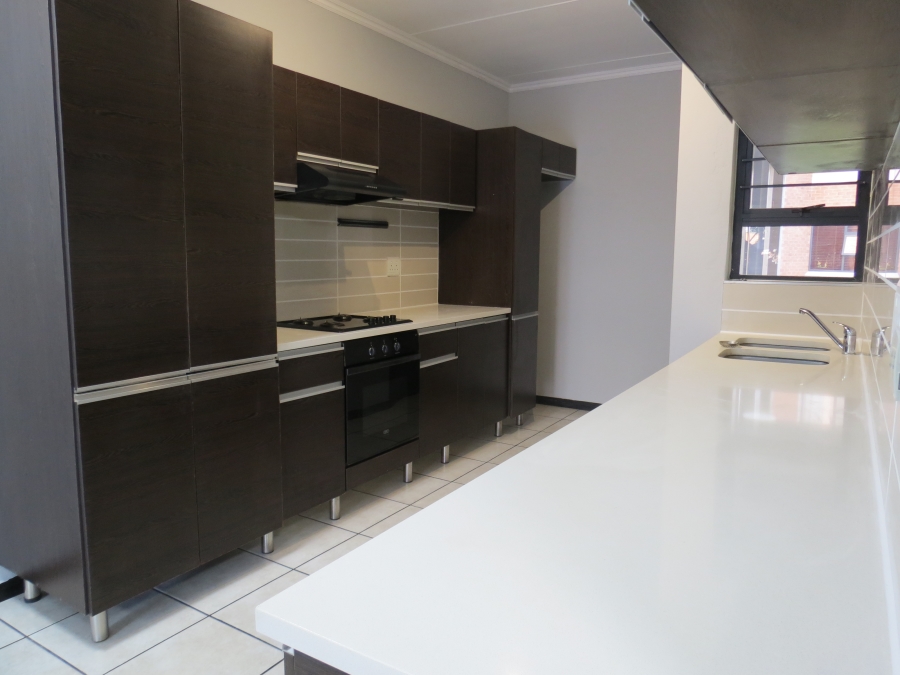 To Let 3 Bedroom Property for Rent in Greenstone Hill Gauteng