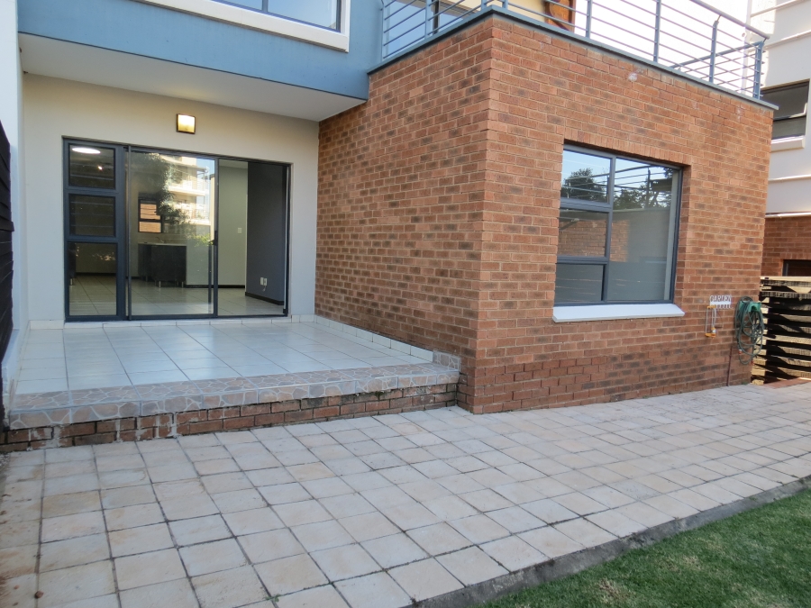 To Let 3 Bedroom Property for Rent in Greenstone Hill Gauteng